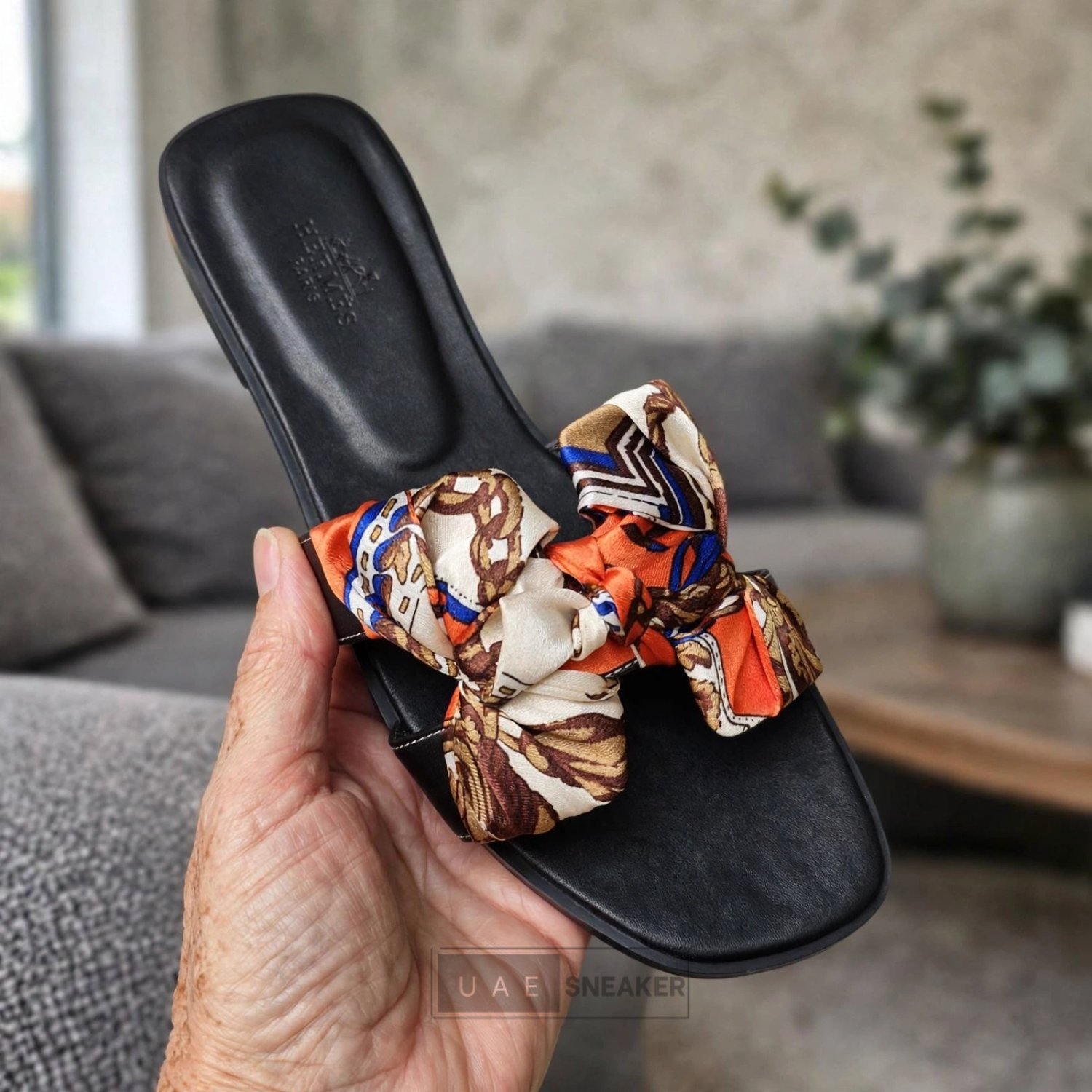 Hermès Oran Sandals Patterned Silk
