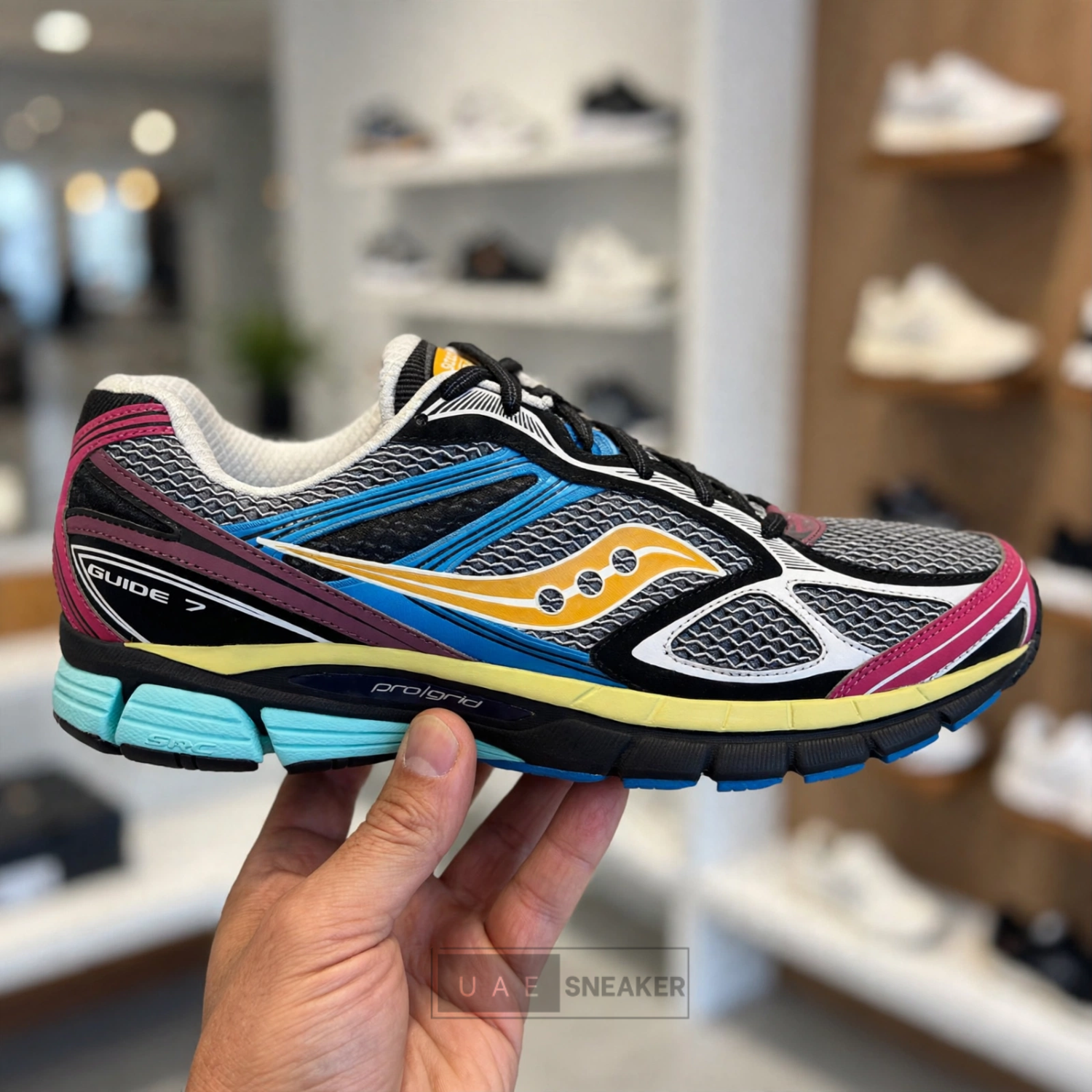 Saucony ProGrid Omni 9 Black Multi