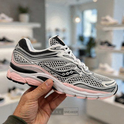 Saucony ProGrid Omni 9 Silver Pink