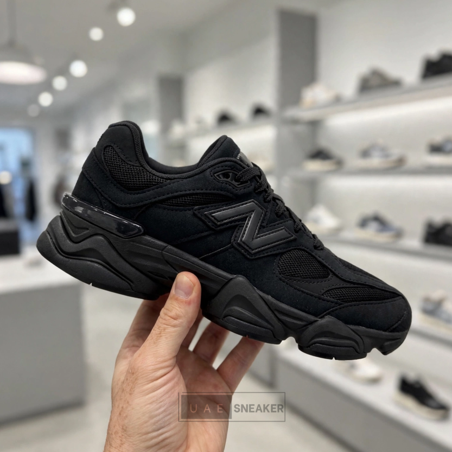 New Balance 9060 Triple Black