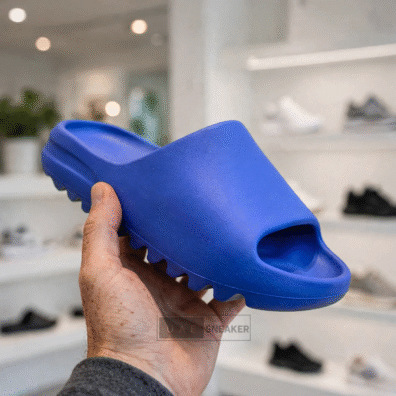 Yeezy Slide Blue