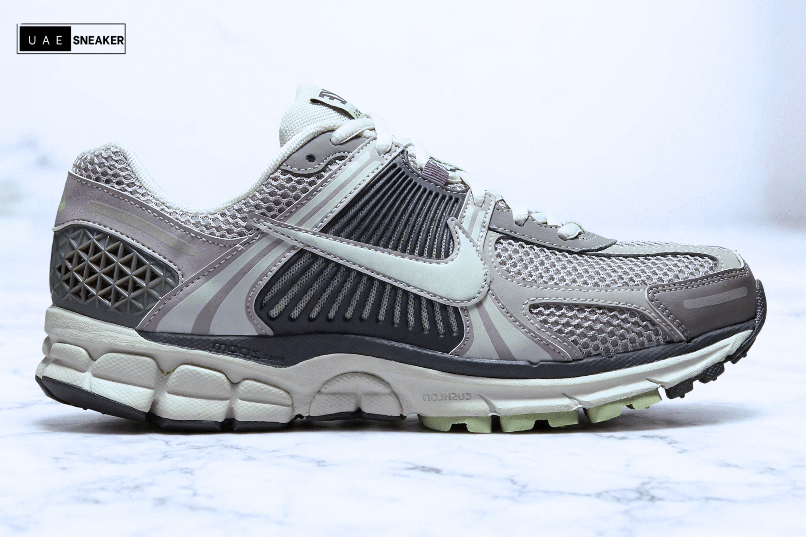 Nike Zoom Vomero 5 Cobblestone Flat Pewter