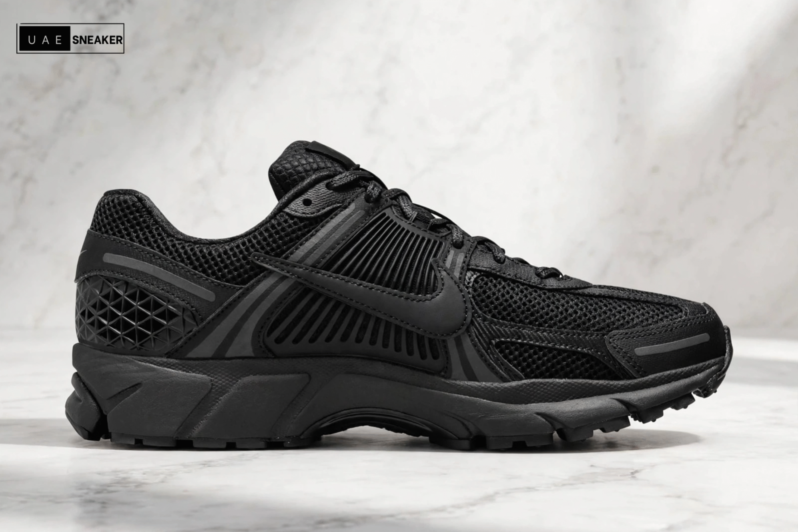 Nike Zoom Vomero 5 Triple Black