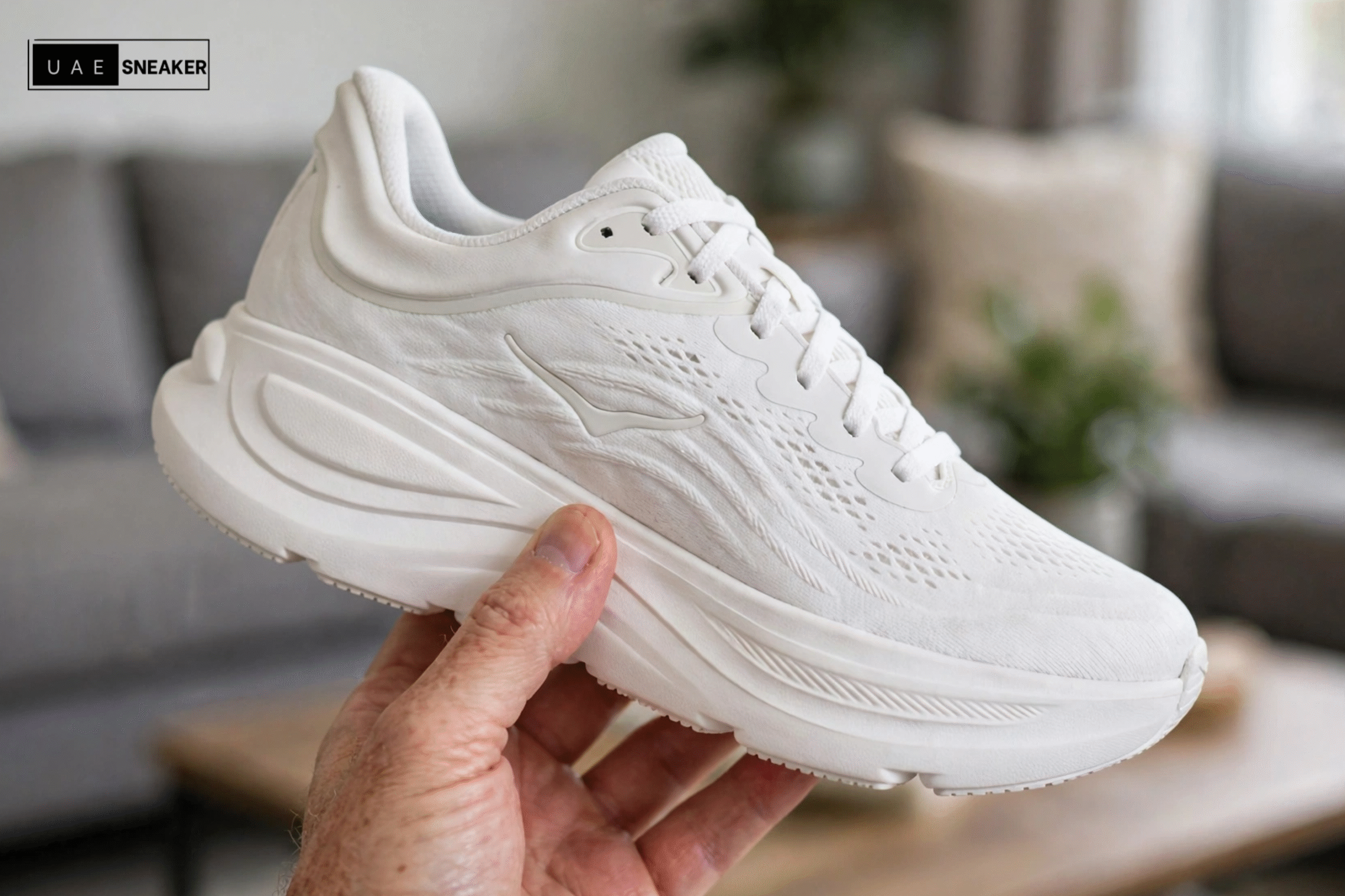Hoka One One Bondi 9 Triple White - Image 2