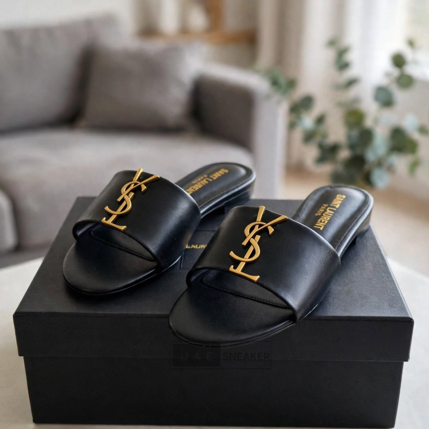 YSL Flat Black Leather - Image 2