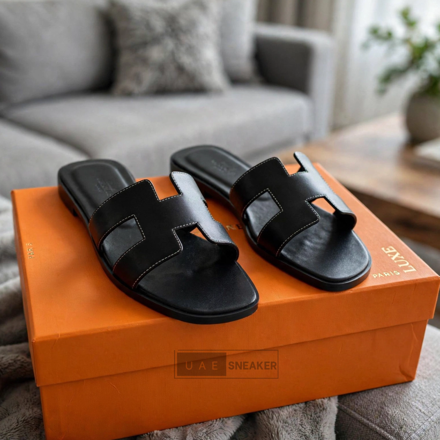 Hermès Oran Sandals Black - Image 2