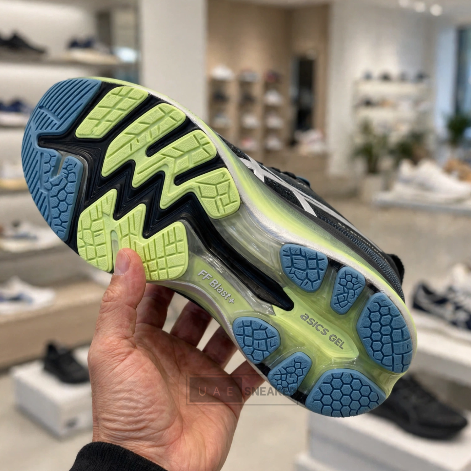 ASICS Gel Kayano 32 Luxe Black Lime - Image 2