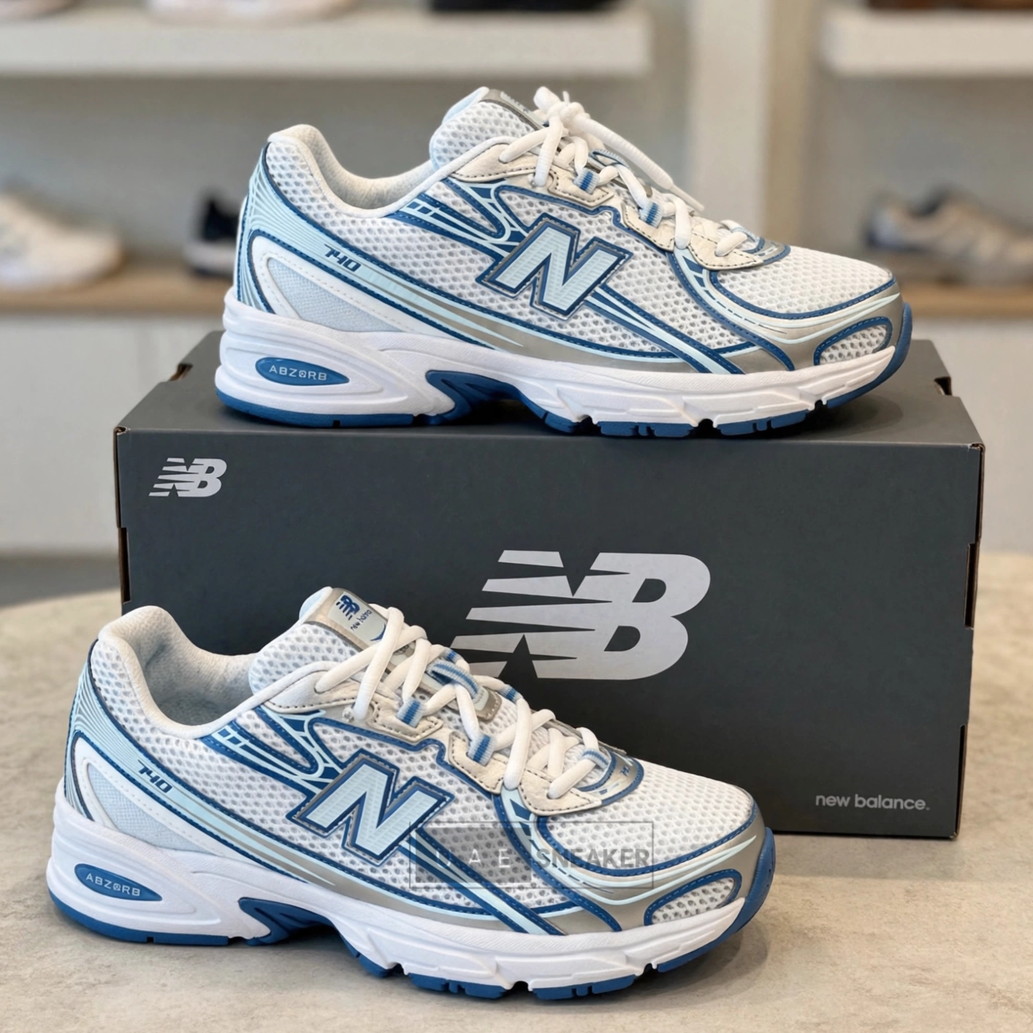 New Balance 740 Ice Blue - Image 2