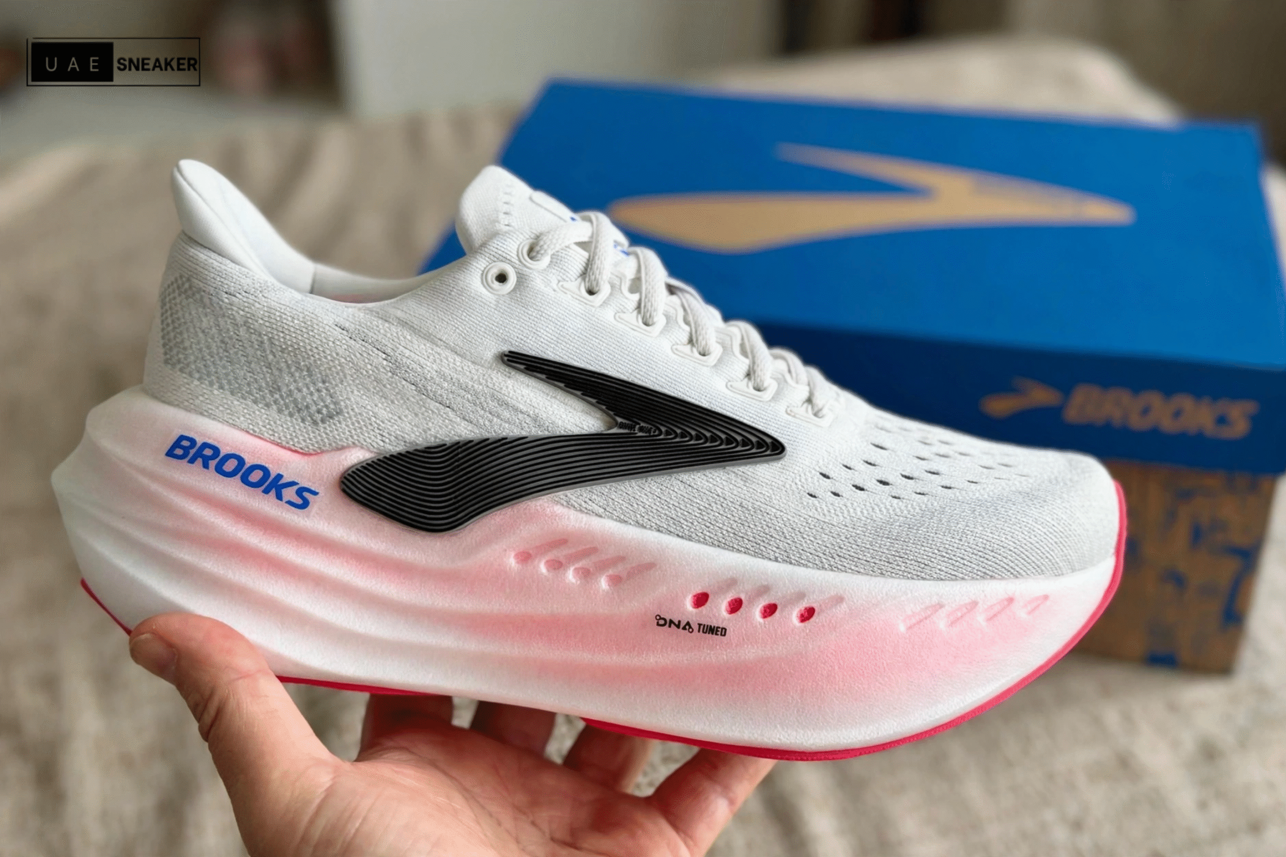 Brooks Glycerin Max White Black Diva Pink - Image 2