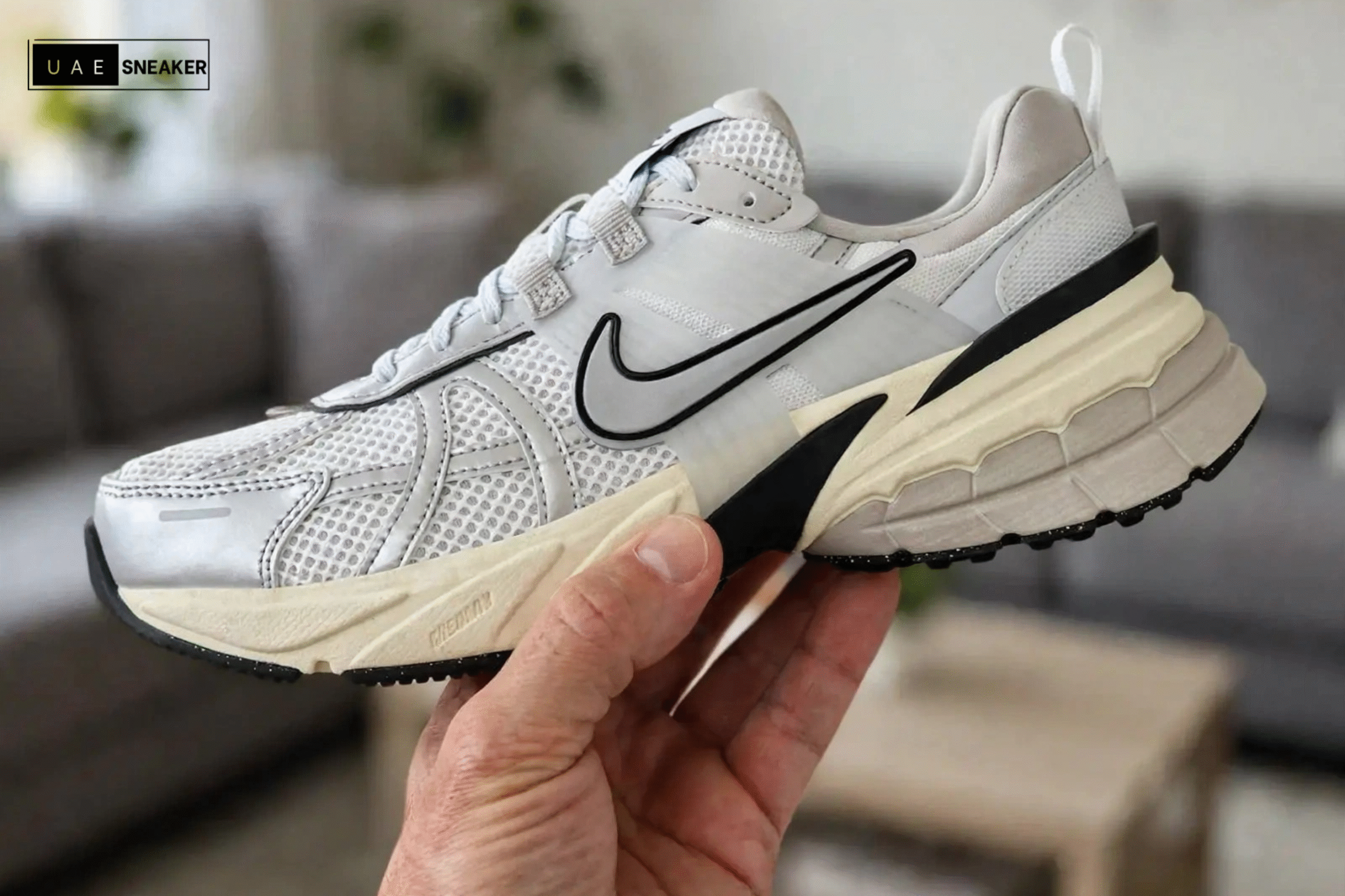 Nike V2K Run Summit White Metallic Silver - Image 2