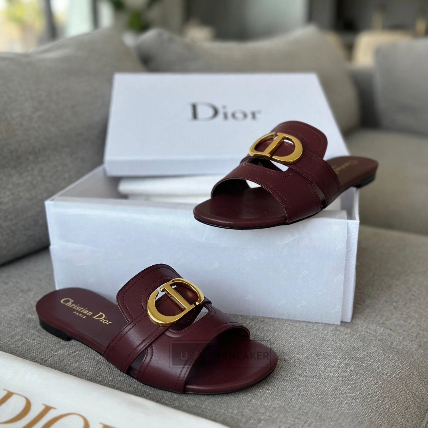 Christian Dior 30 Montaigne Maroon - Image 3