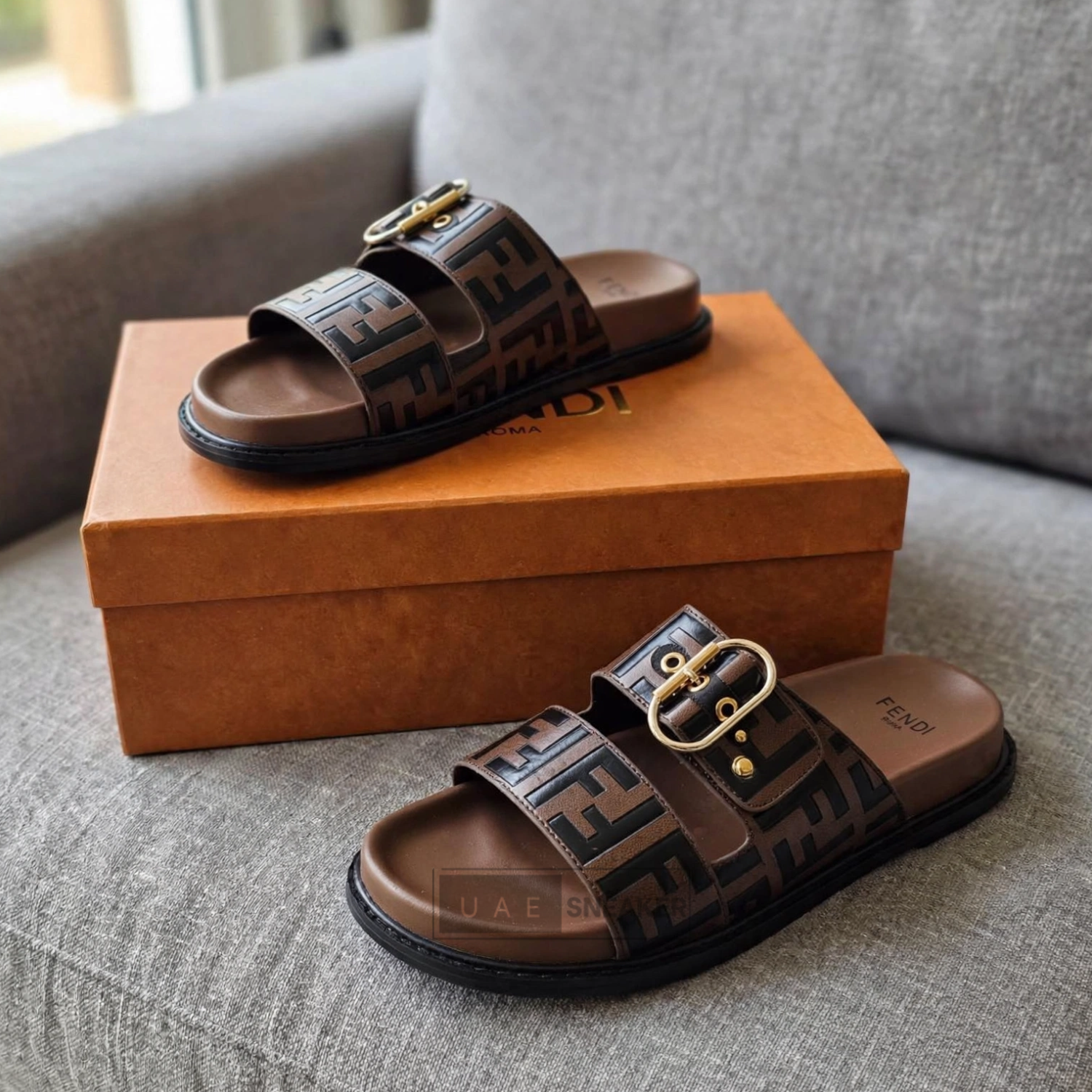 Fendi FF Logo Buckle Slide - Image 4