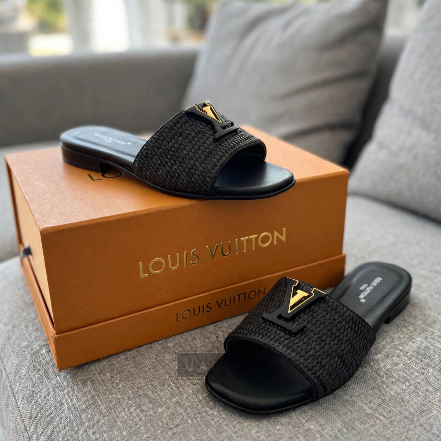Louis Vuitton LV Mare Flat Grain Black - Image 3