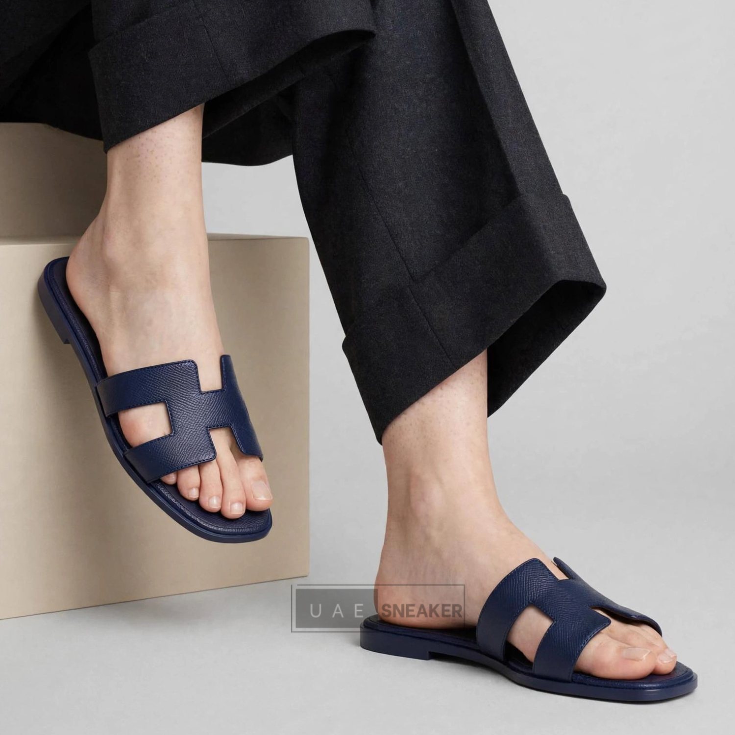 Hermès Oran Sandals Navy Blue - Image 3