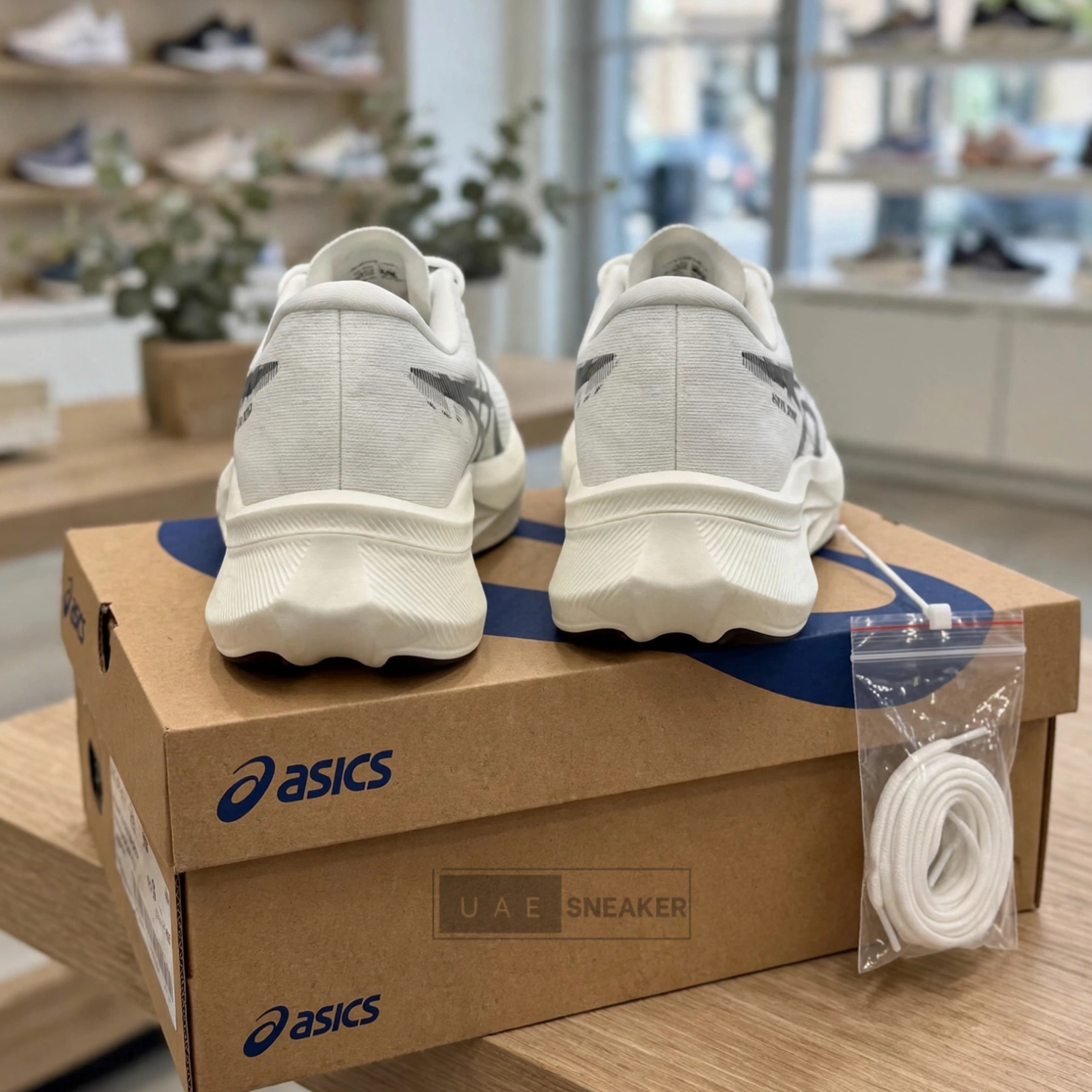 ASICS Magic Speed 4 White Black - Image 3