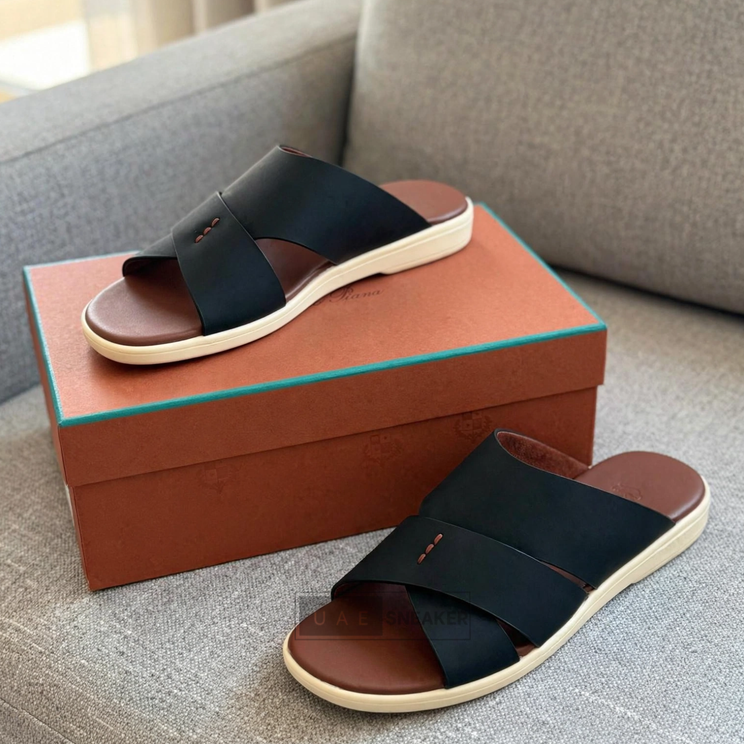 Loro Piana Palm Sandals Black - Image 3