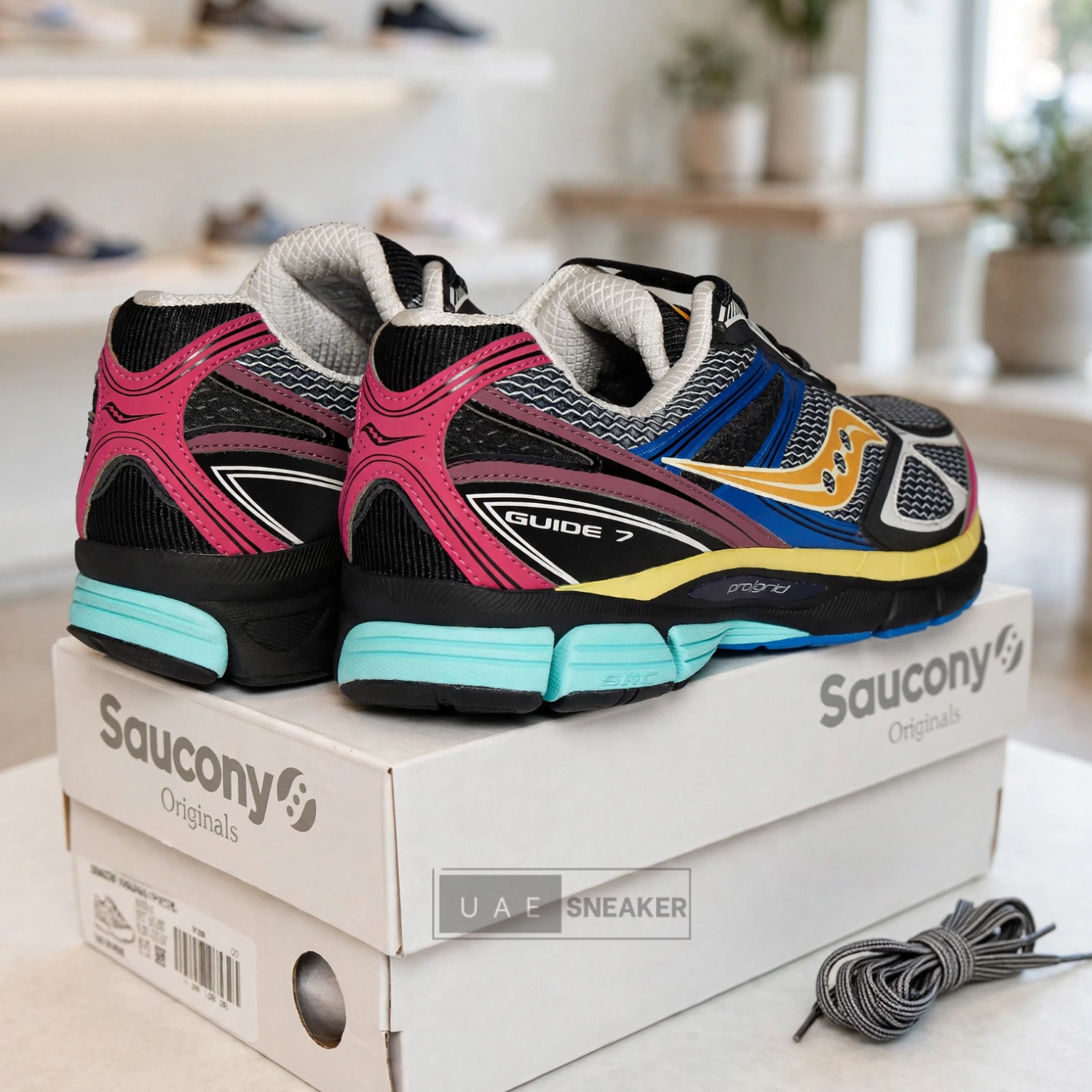 Saucony ProGrid Omni 9 Black Multi - Image 3