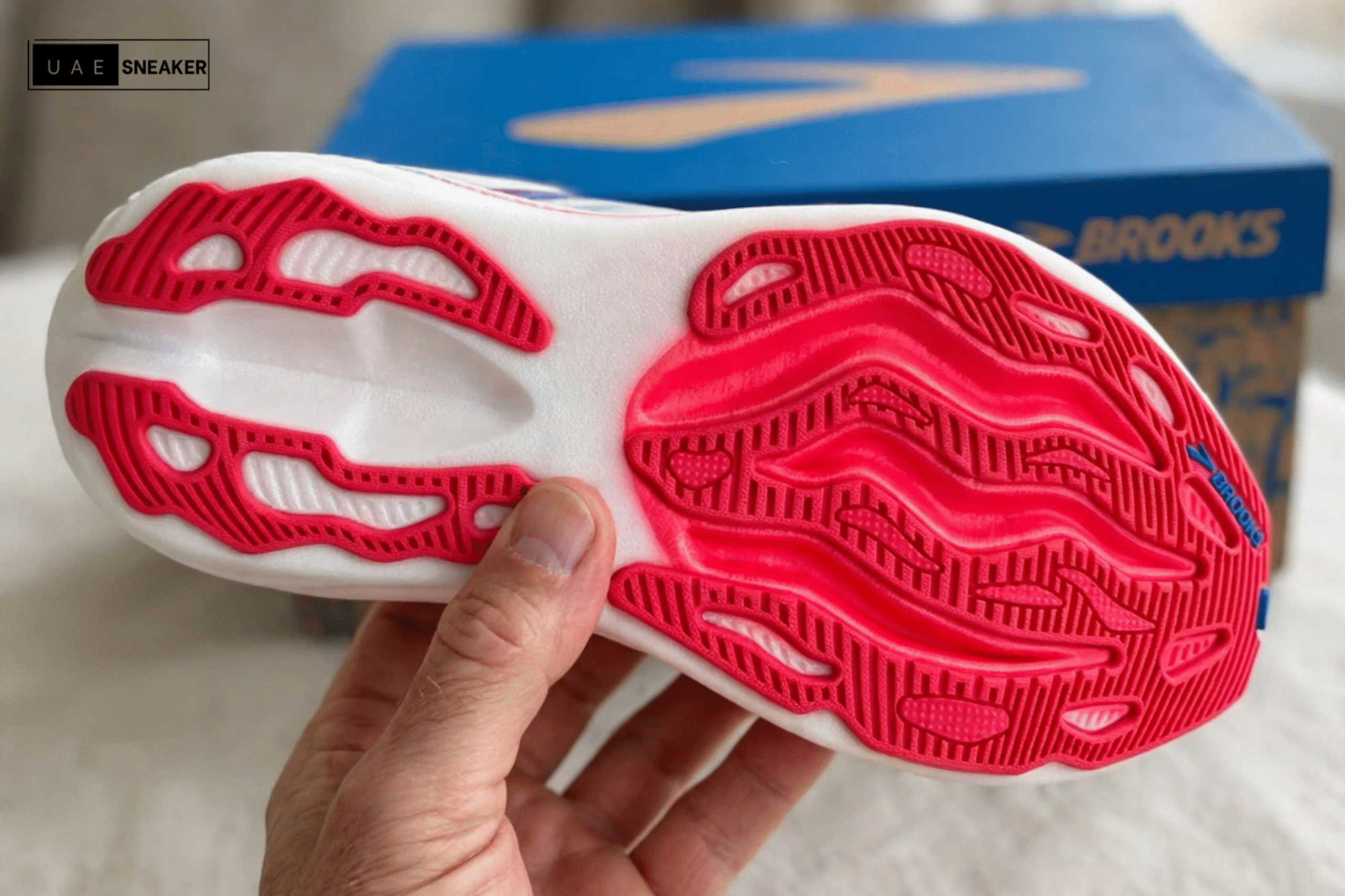 Brooks Glycerin Max White Black Diva Pink - Image 3