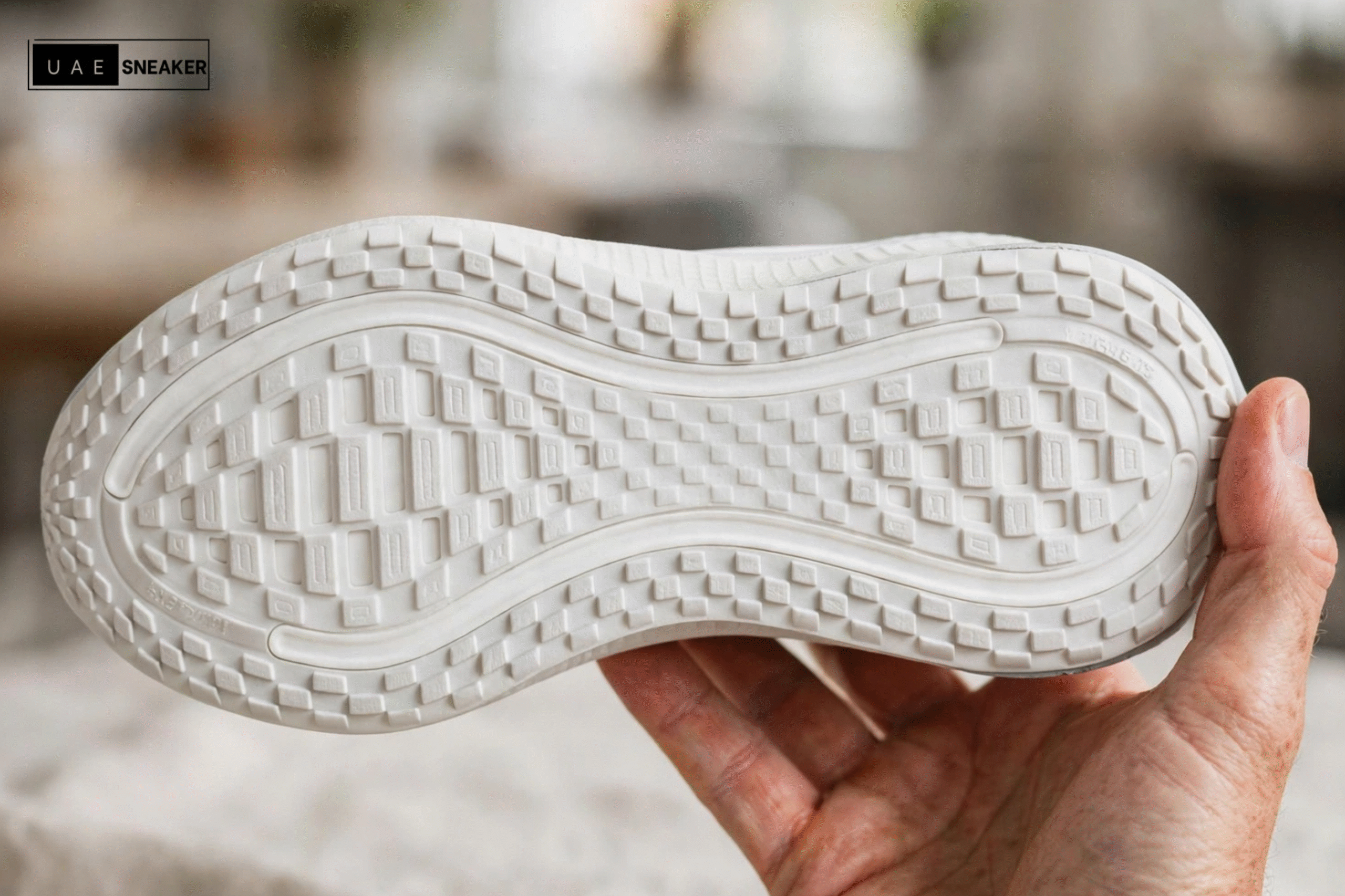 Nike Vomero Plus White - Image 3