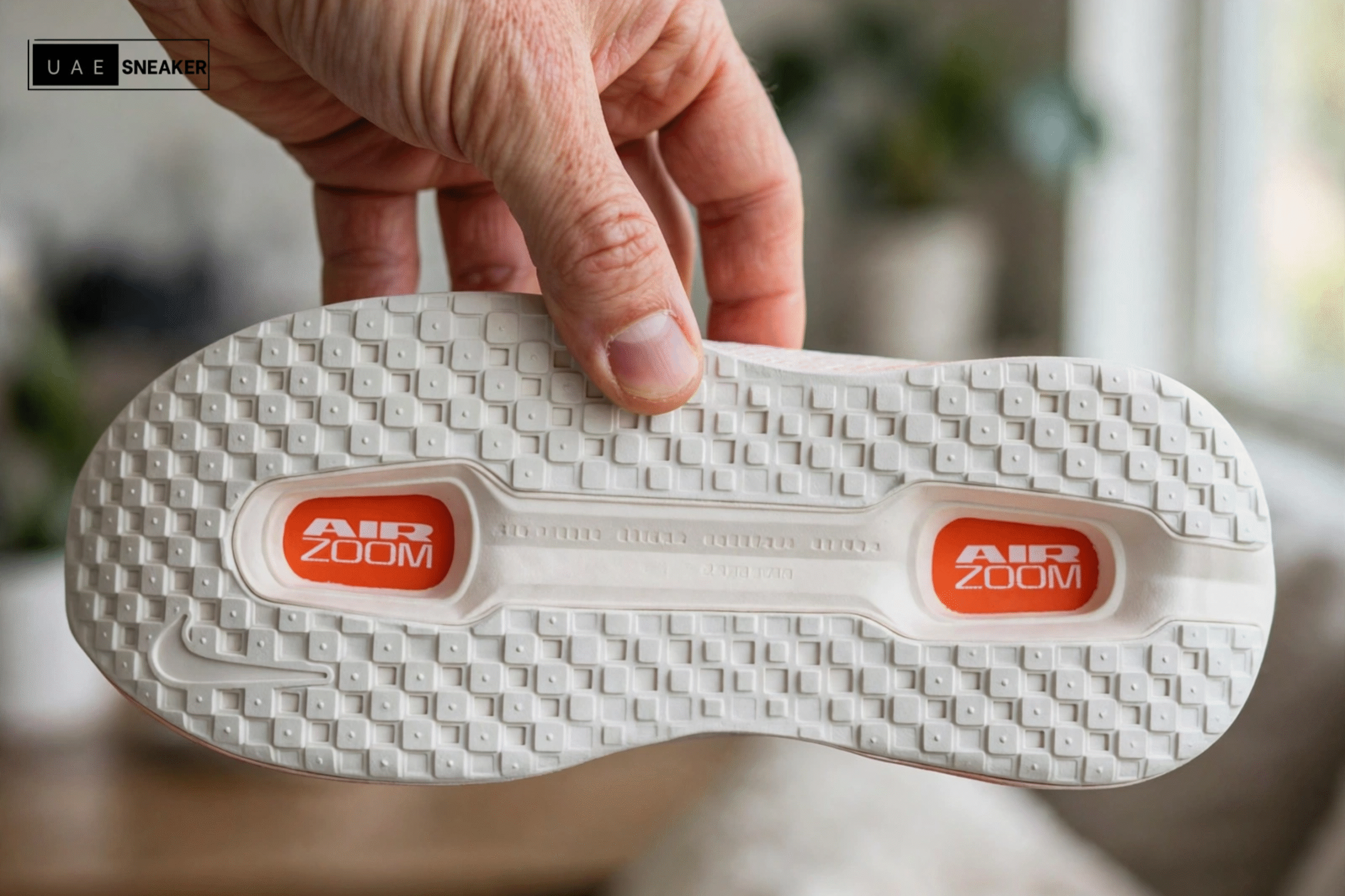 Nike Vomero Premium Sail Coconut Milk - Image 3
