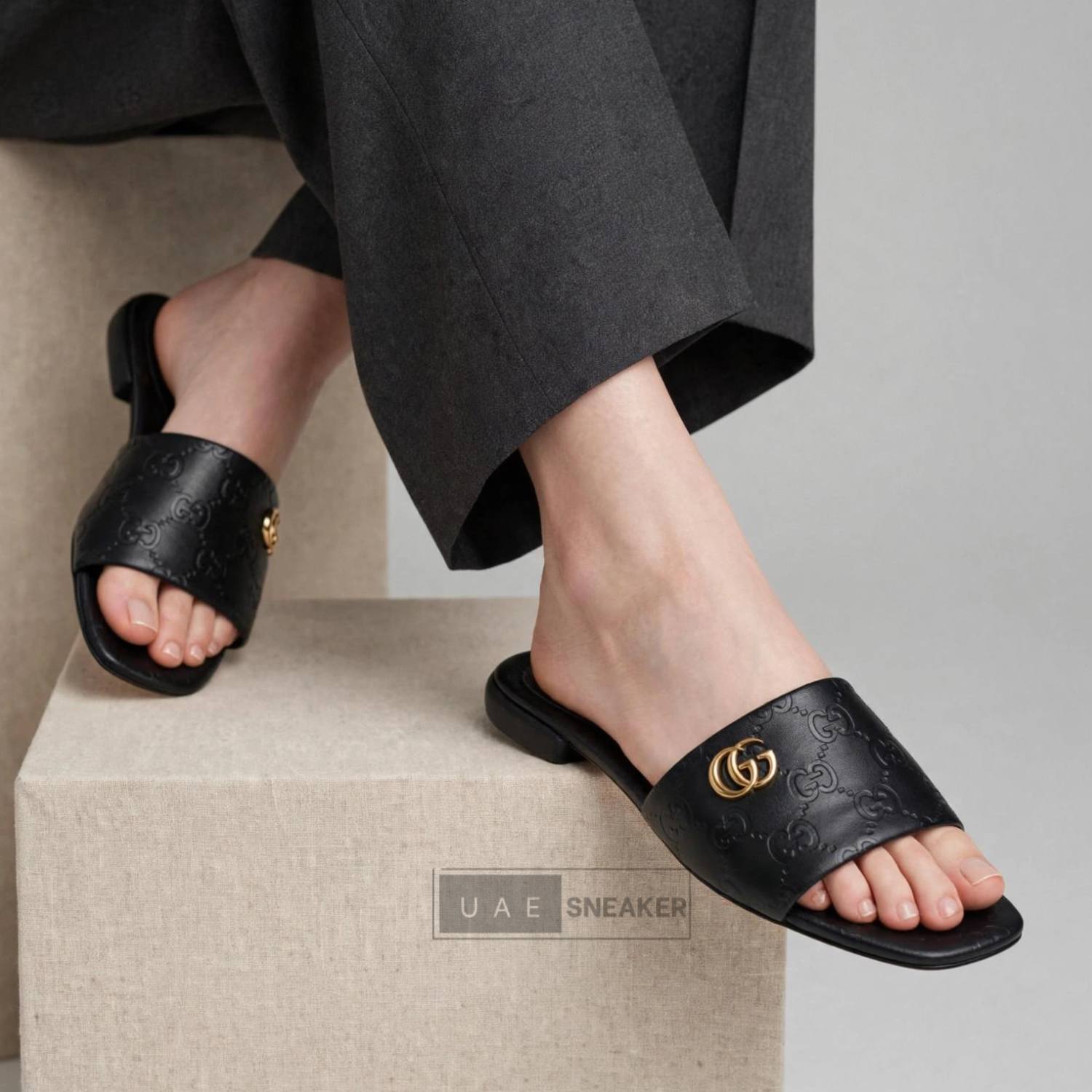 Gucci Double G Sandals Black - Image 4