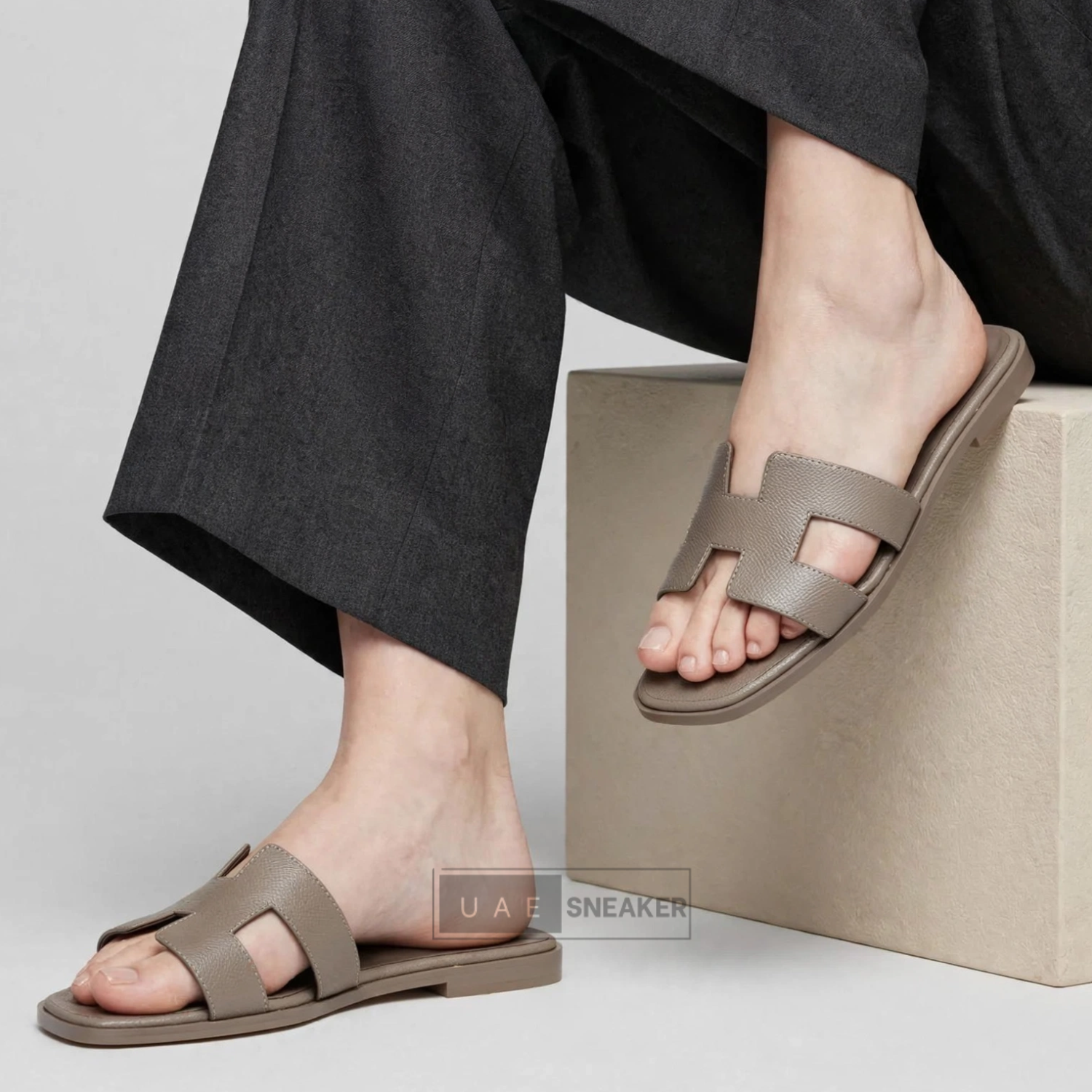 Hermès Oran Sandals Etoupe - Image 4