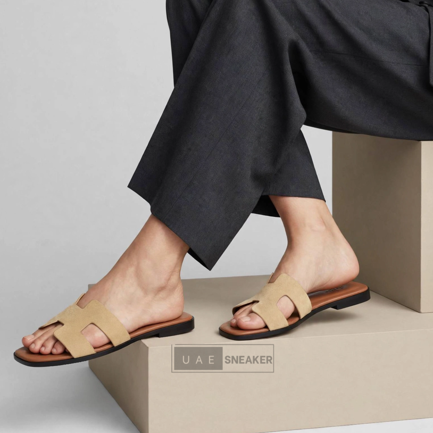 Hermès Oran Sandals Suede - Image 4