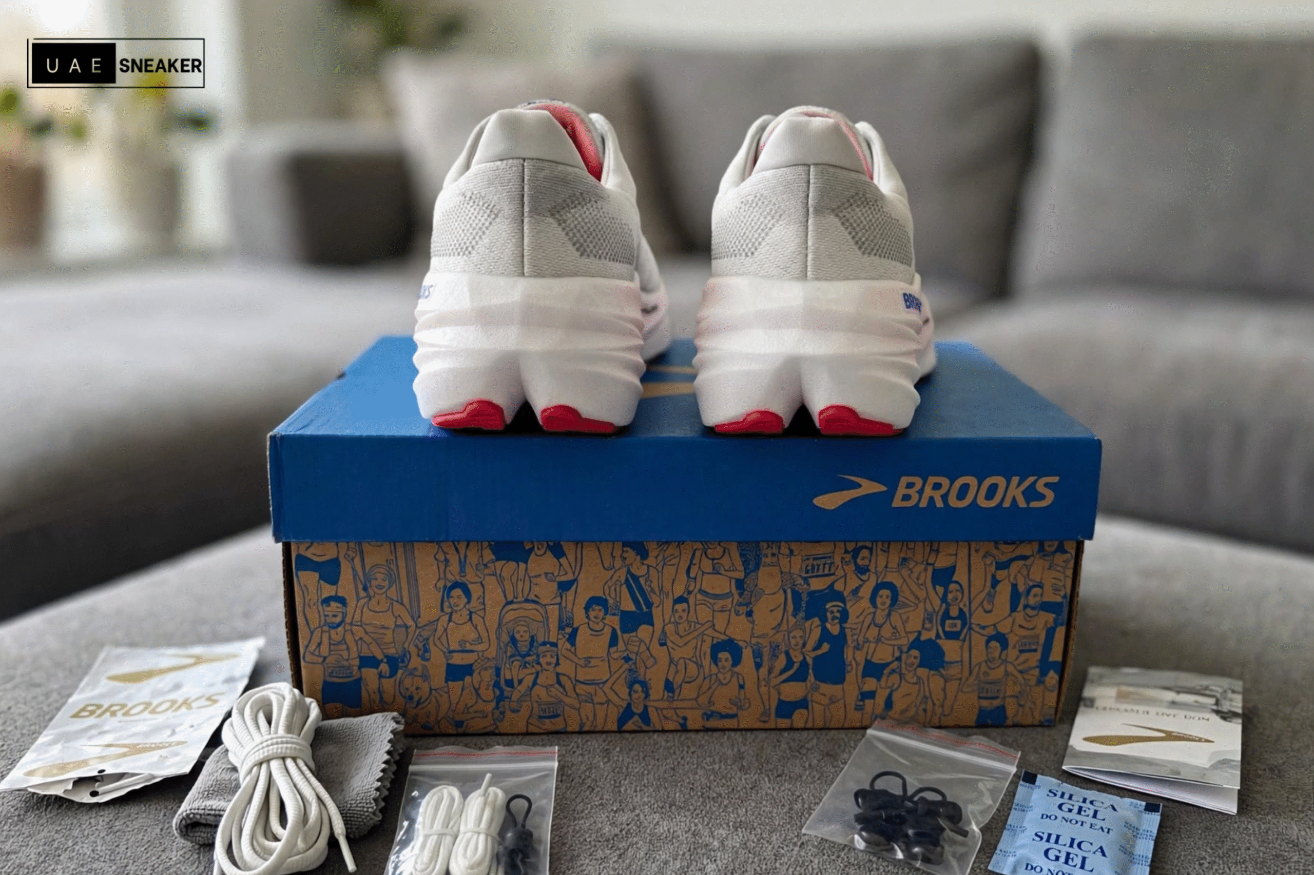 Brooks Glycerin Max White Black Diva Pink - Image 4