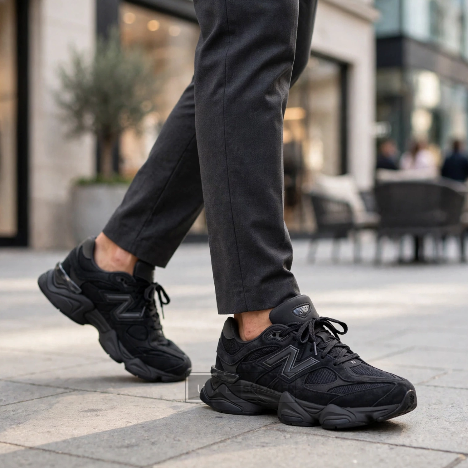 New Balance 9060 Triple Black - Image 4