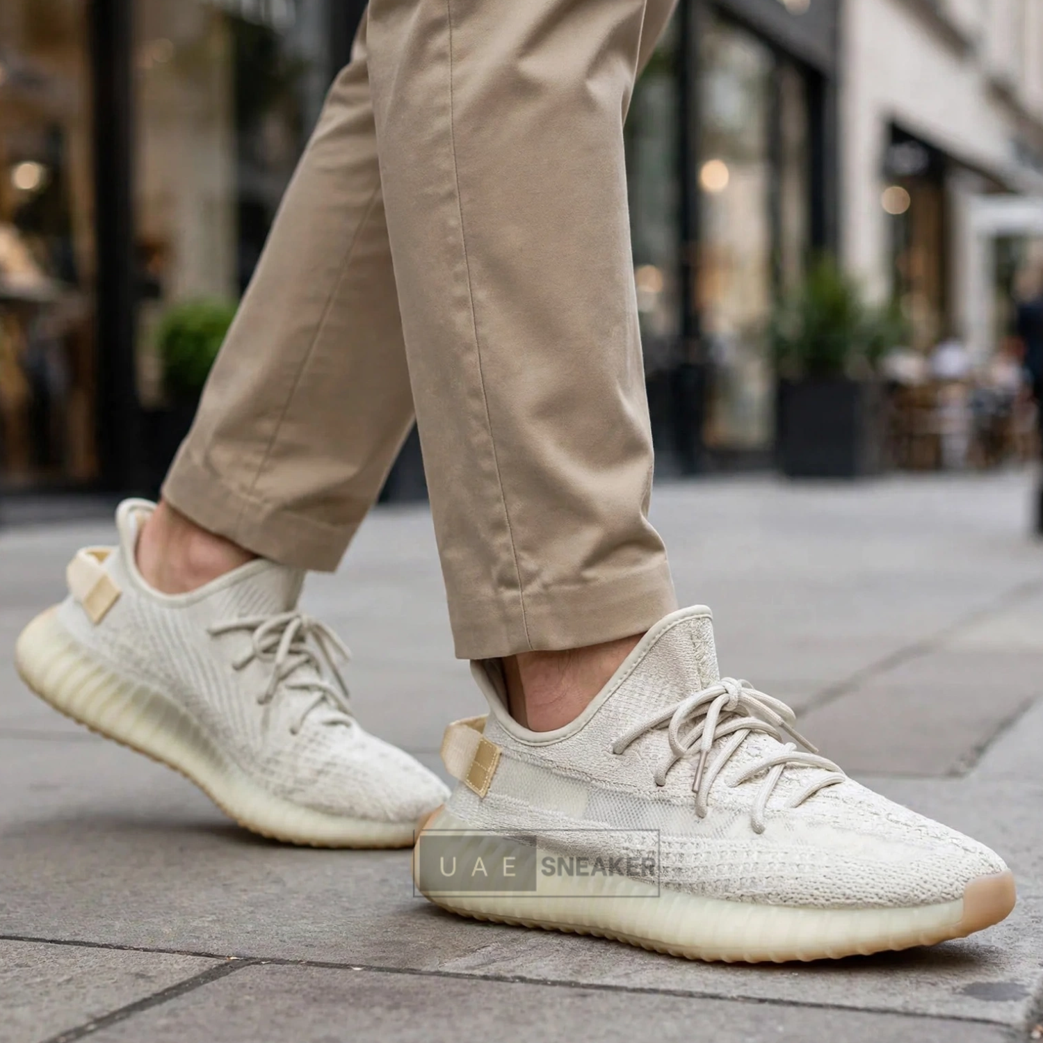 Adidas YEEZY Boost 350 v2 Light - Image 4