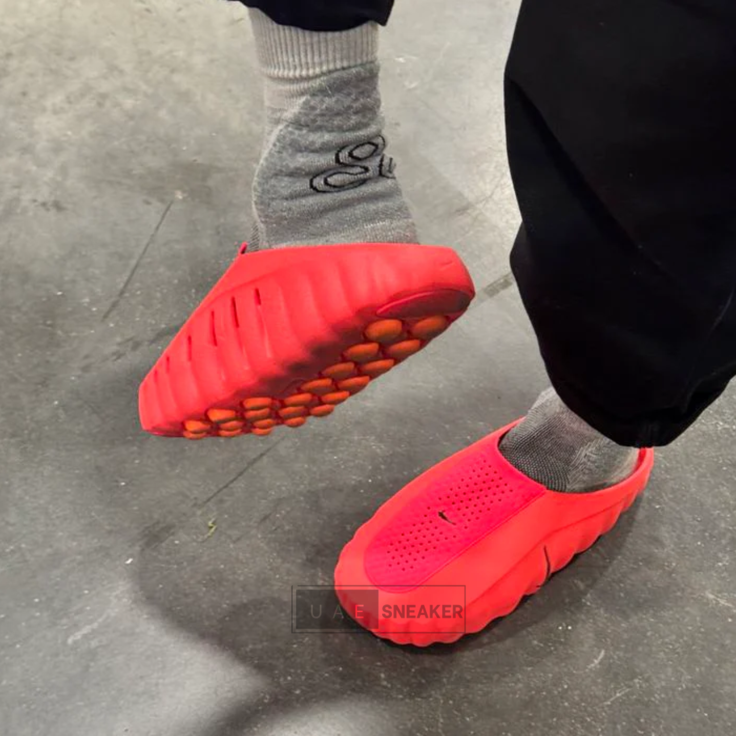 Nike Mind 001Slide Solar Red - Image 4