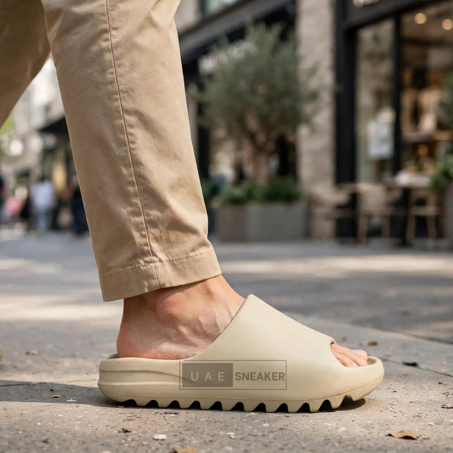 Yeezy Slide Pure - Image 4