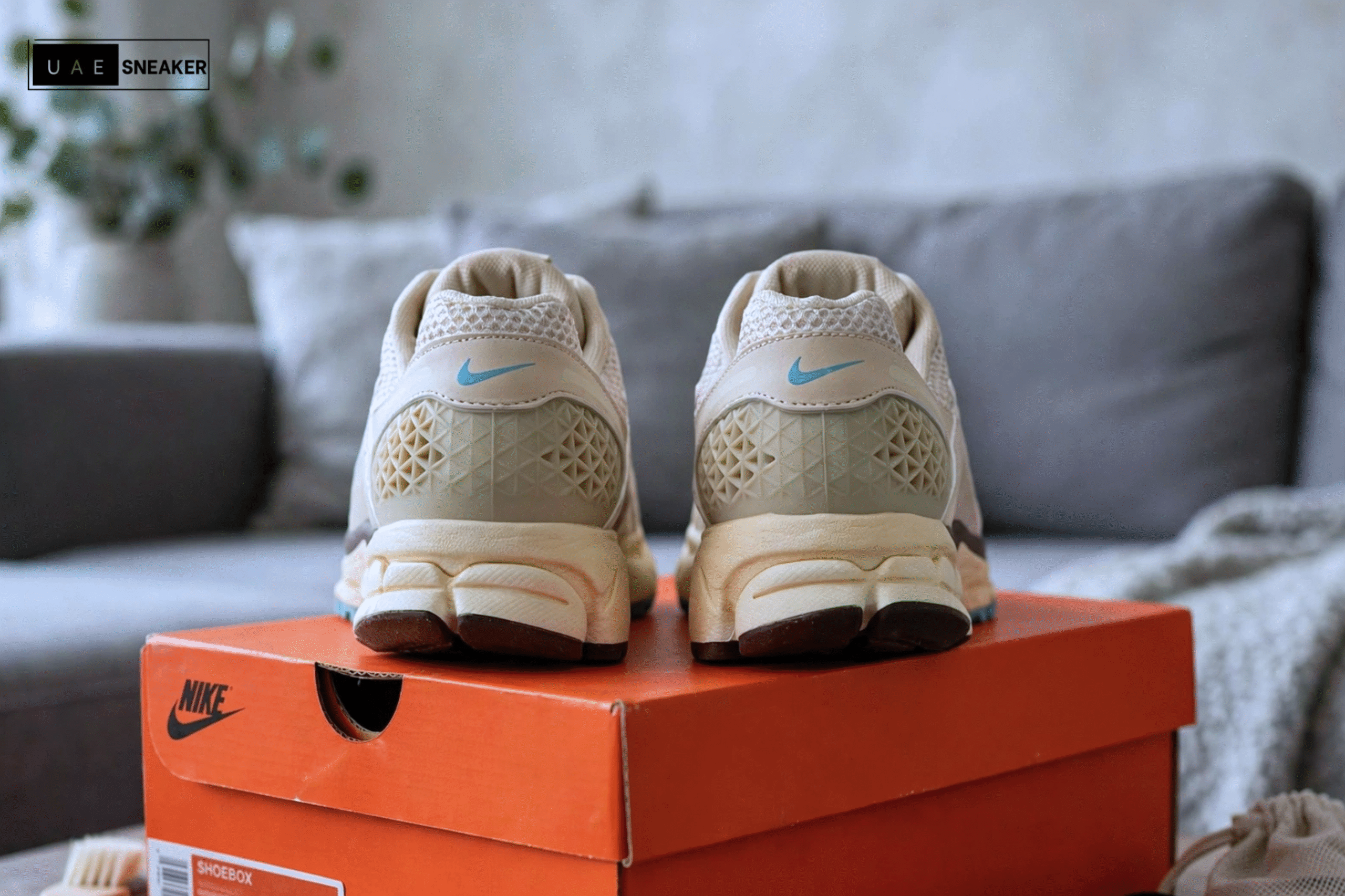 Nike Zoom Vomero 5 Oatmeal - Image 4