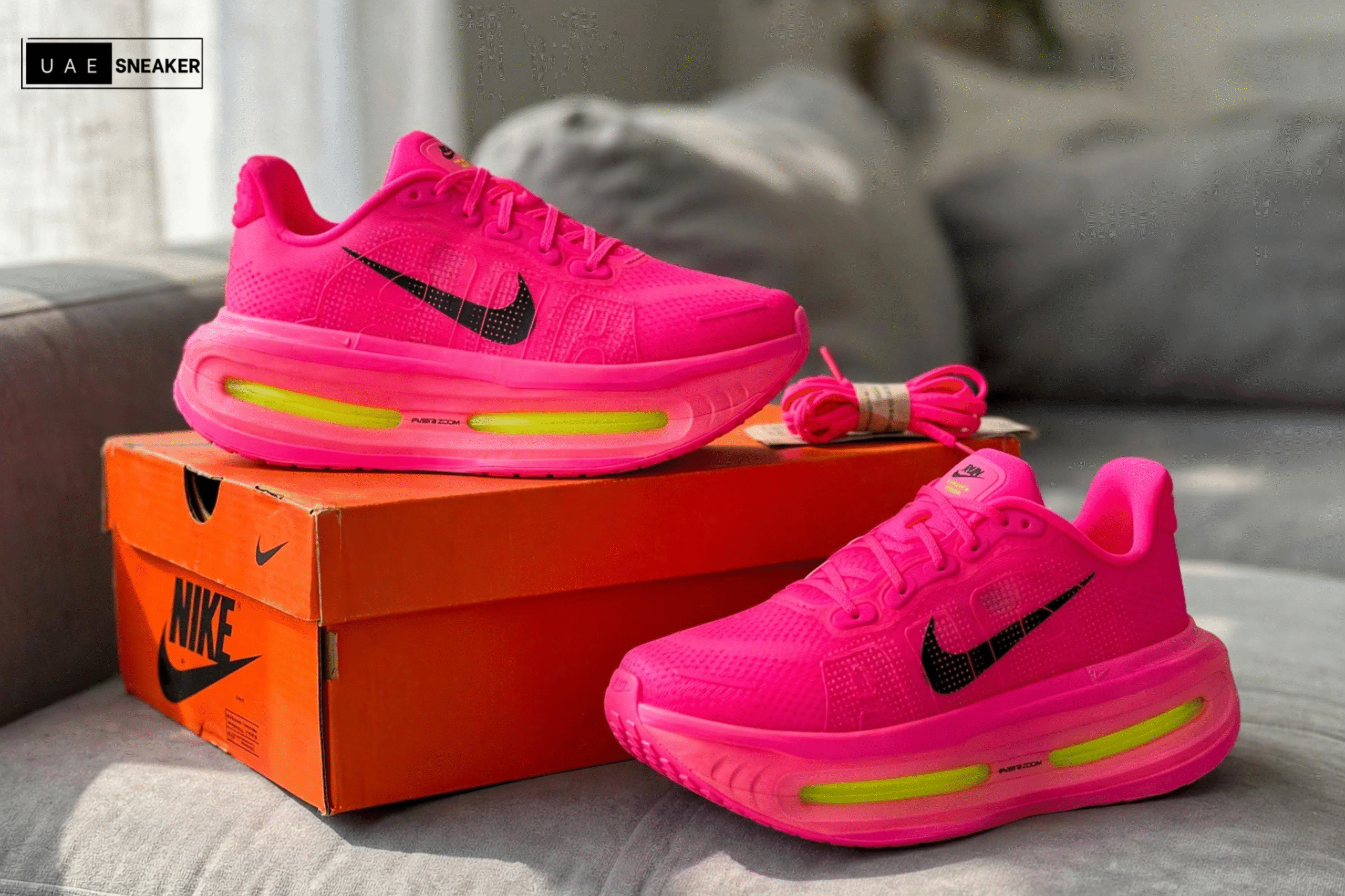 Nike Vomero Premium Hyper Pink - Image 5