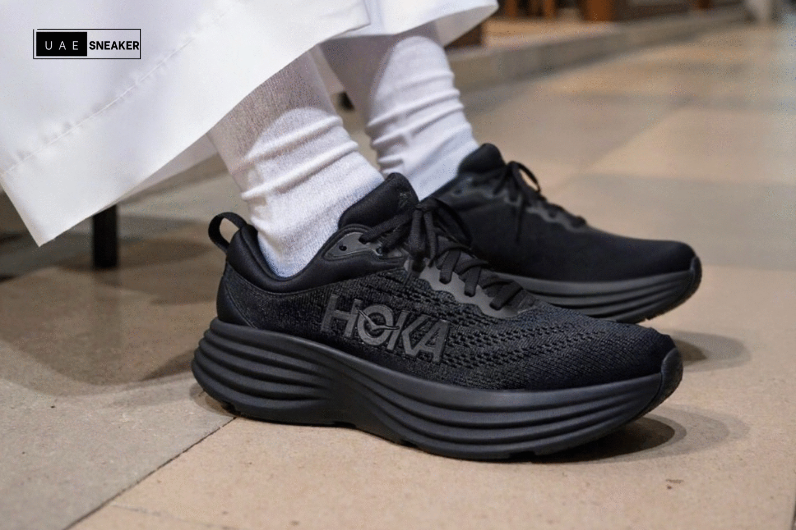 Hoka One One Bondi 8 Triple Black - Image 6