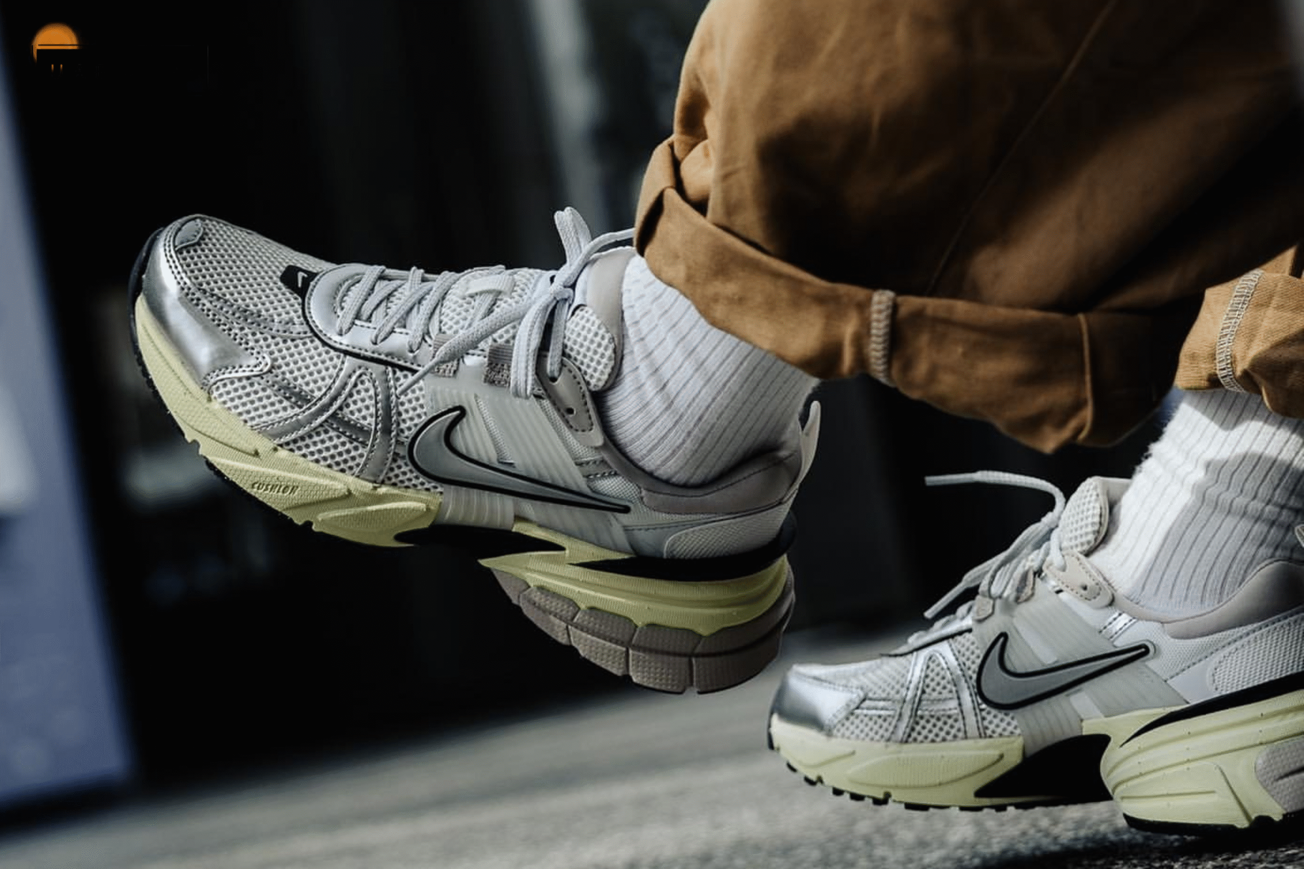 Nike V2K Run Summit White Metallic Silver - Image 6
