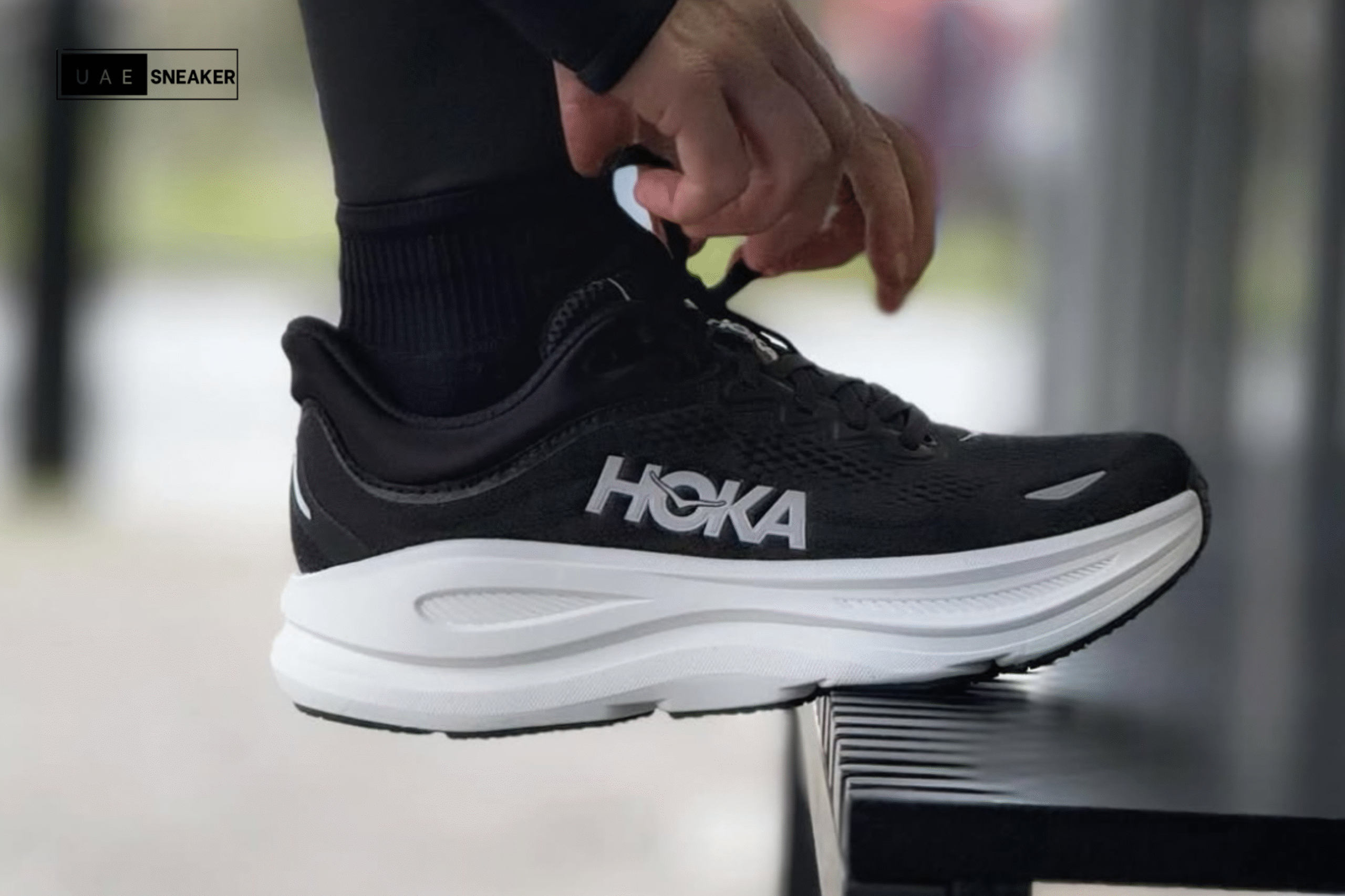 Hoka One One Bondi 9 Black White - Image 6