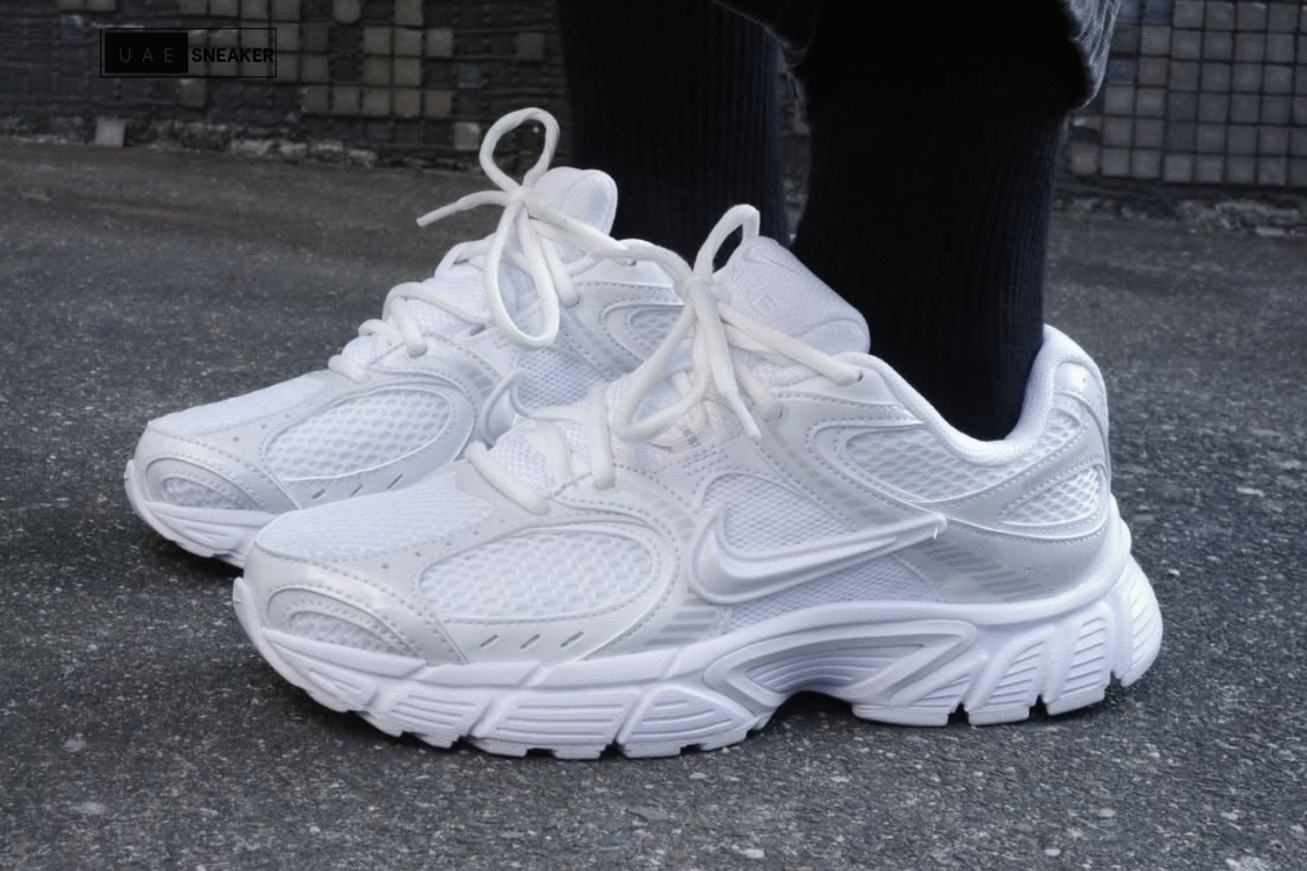 Nike V5 RNR White Black Metallic Silver - Image 6