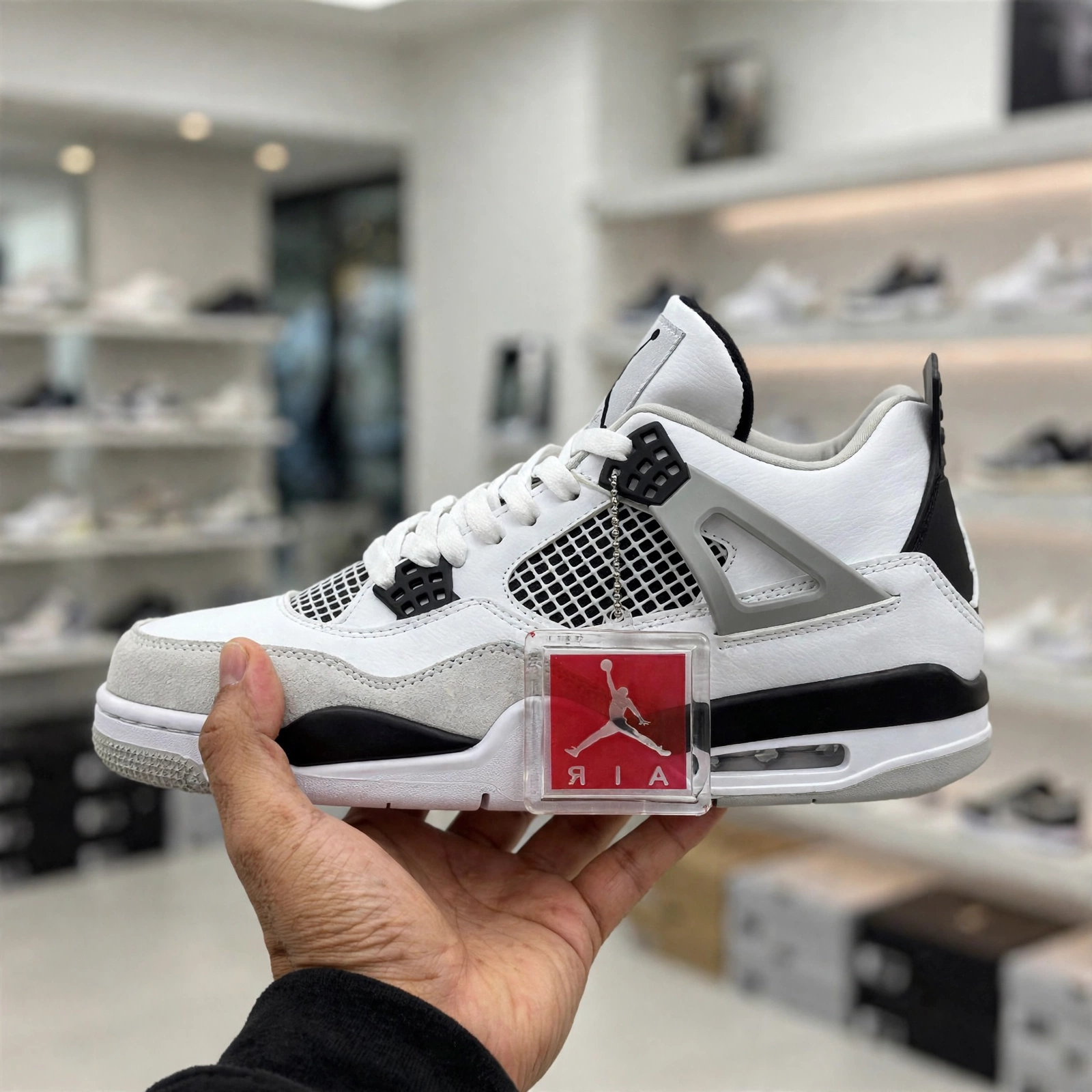 Air Jordan 4 Military Black