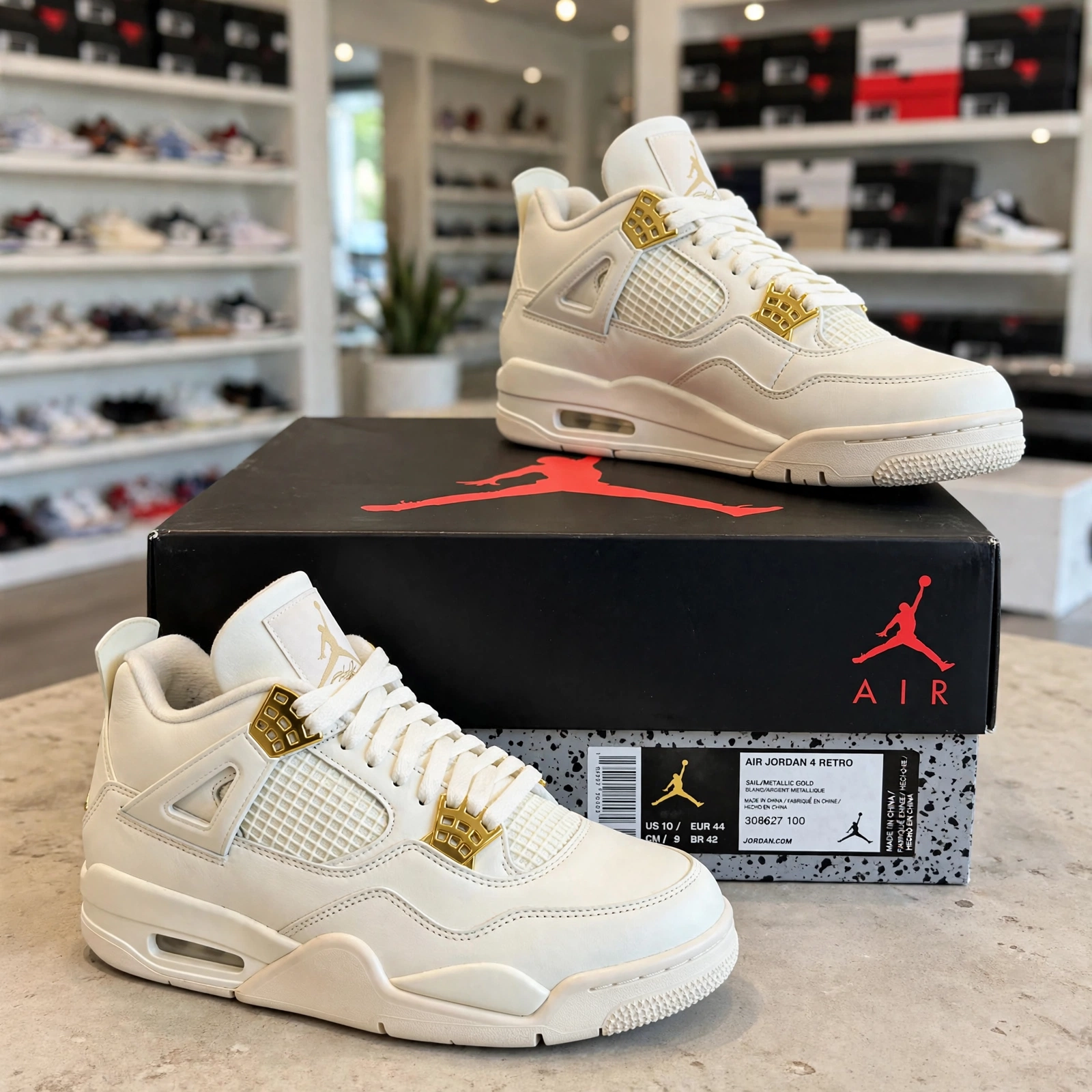 Air Jordan 4 Metallic Gold - Image 4