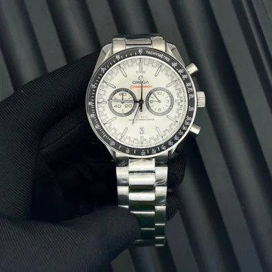OMEGA Speedmaster Moonwatch
